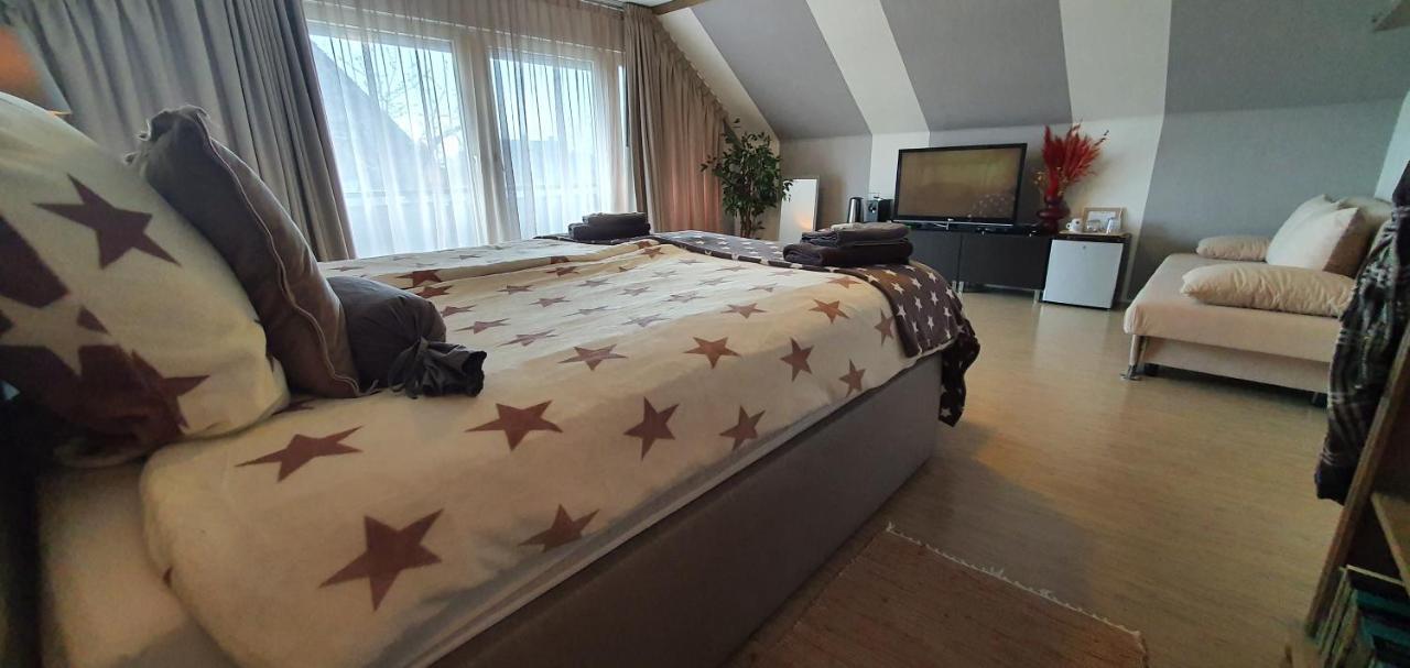 Bed & Breakfast Ravelin Rees Kültér fotó